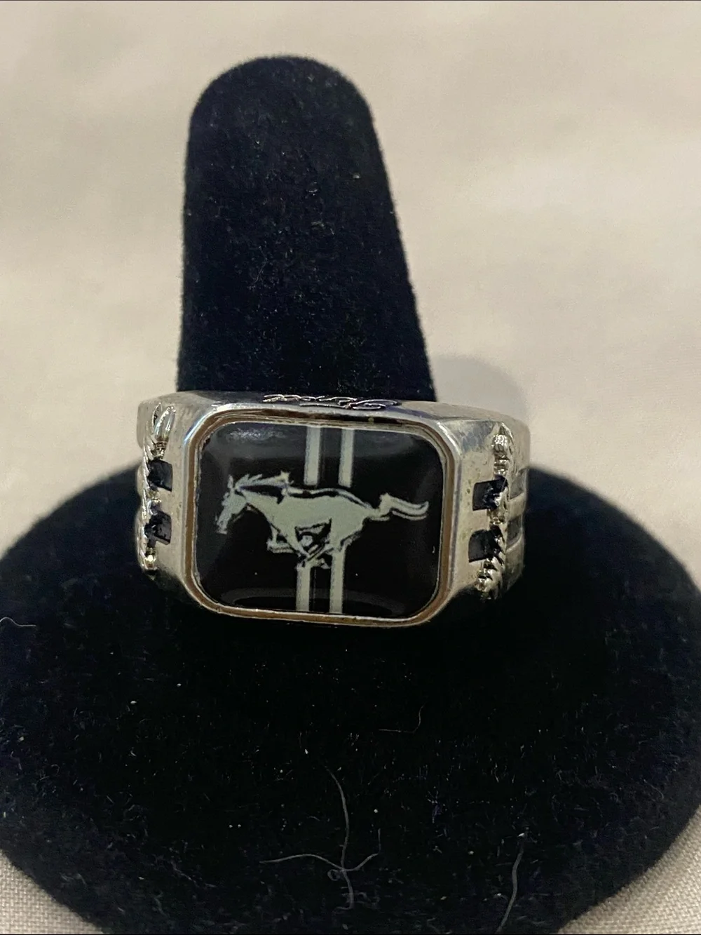 Men's Black Racing Mustang emblem Signet Ring. Size 13. Untamed American Spirit.